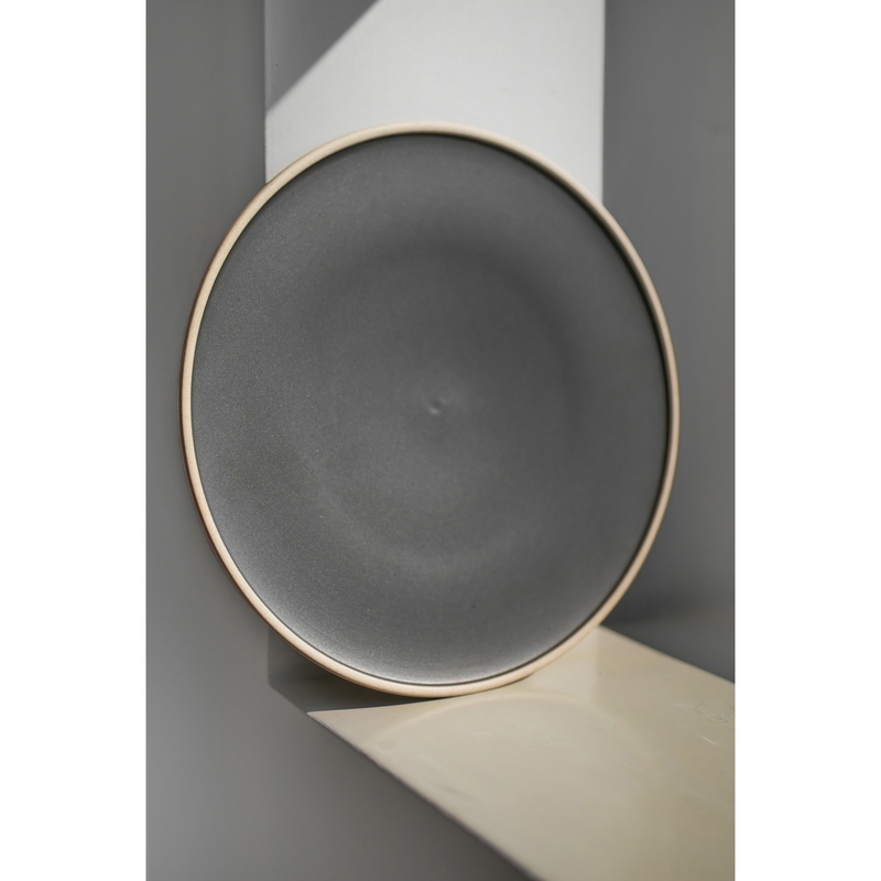 Minimal talíř mělký pr. 28 cm