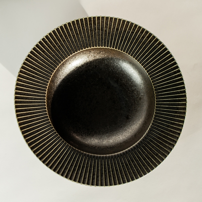 Plisse talíř hluboký pr. 28 cm